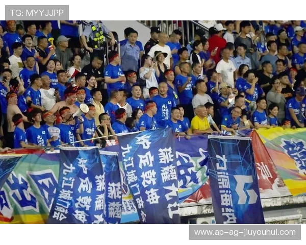 那些说法语的足球球员如何在世界赛场上传递团队精神与激情